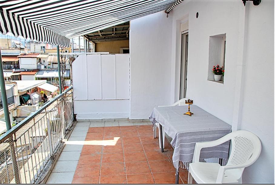 Kassandrou Suite Hot Tub-Jakuzzi - 2 Bedrooms - Big Balcony - Center 塞萨洛尼基 外观 照片